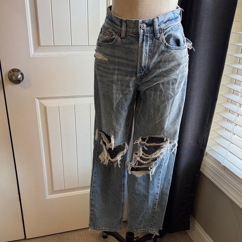 High Rise Baggy Straight size 2 Short